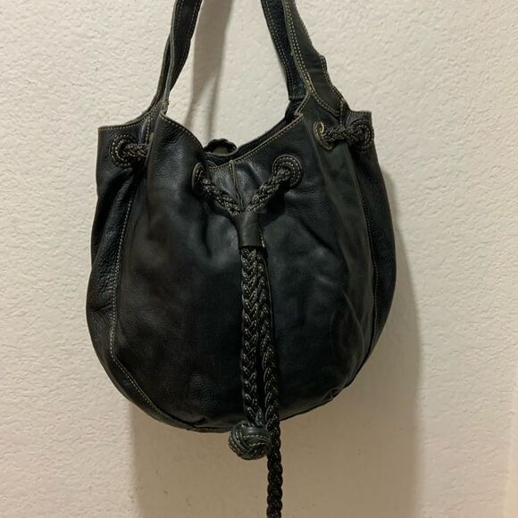 Fossil Black Leather Bucket Bag Braided Drawstring Shoulder Strap white stitches - Picture 2 of 16